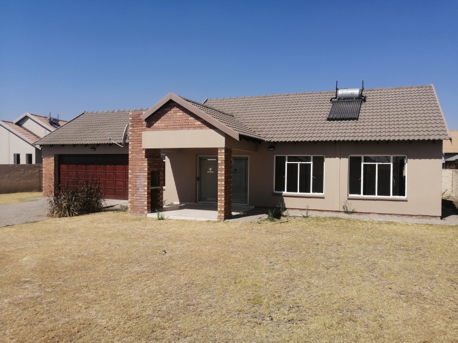 3 Bedroom Property for Sale in Waterkloof North West